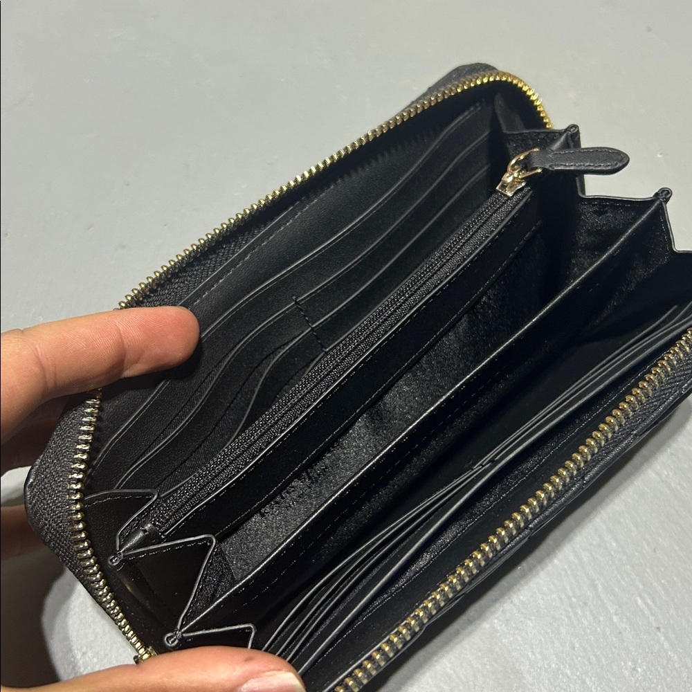 Kate Spade New York Black Diamond Quilted Pattern Leather Wallet - Picture 7 of 11